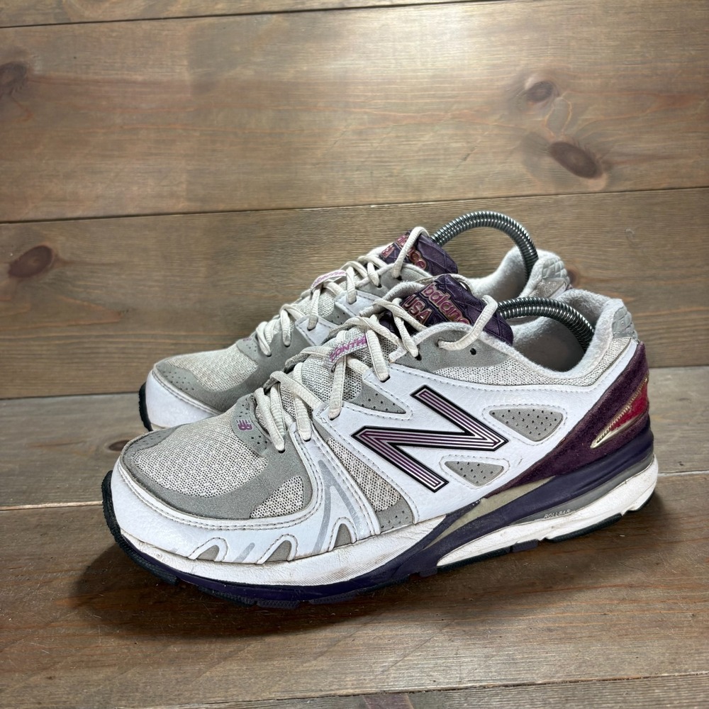 New Balance 1540 Womens size 8 shoes White Purple Motion Control sneakers